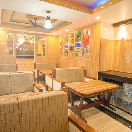 Oyo 304 Hotel Manama Balaju エクステリア 写真