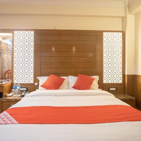 Oyo 304 Hotel Manama Balaju エクステリア 写真