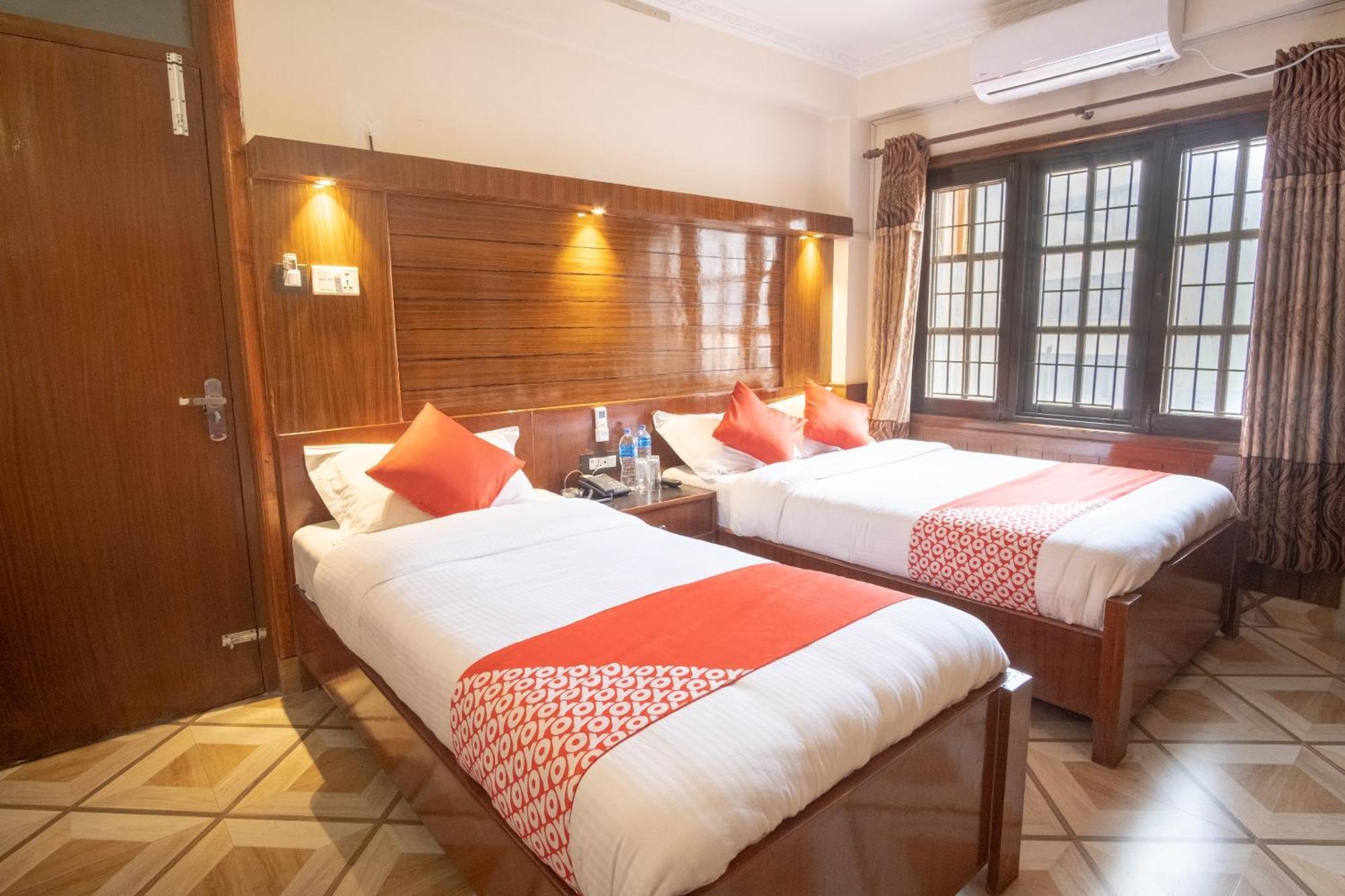 Oyo 304 Hotel Manama Balaju エクステリア 写真